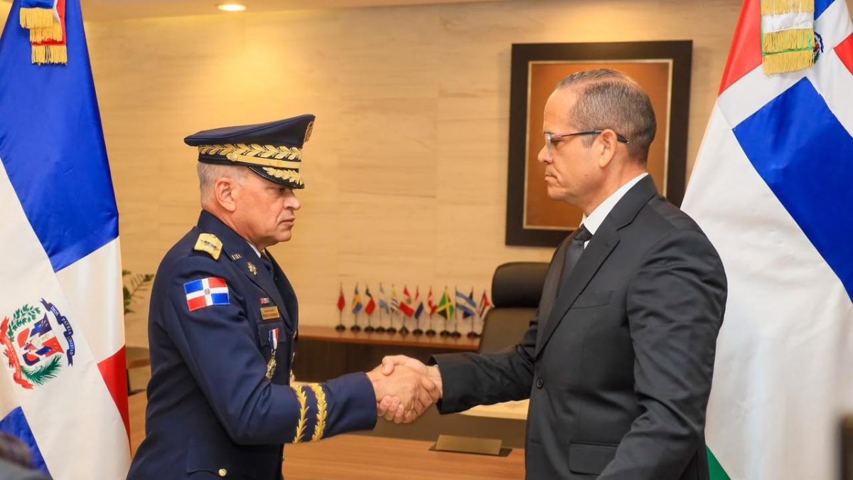Policía Nacional cambia de mando con Rodríguez García al frente