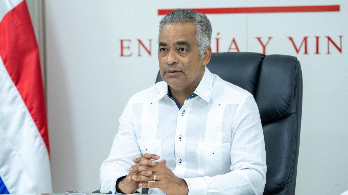 Joel Santos presidente del Consejo de Electricidad