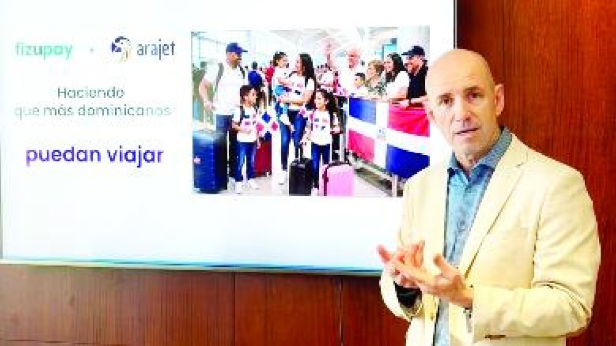 Arajet y Fizupay ofrecen pagos a cuotas en vuelos