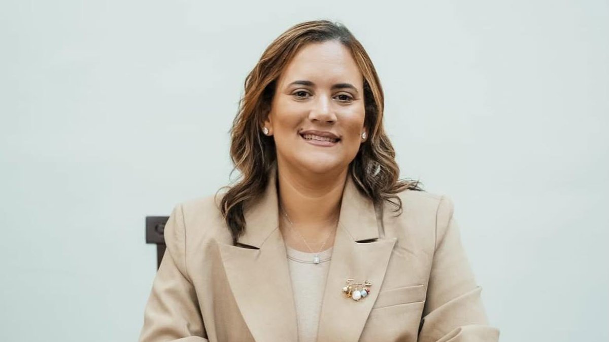 Elizabeth Mateo lidera comunicación del PRM durante ocho años clave
