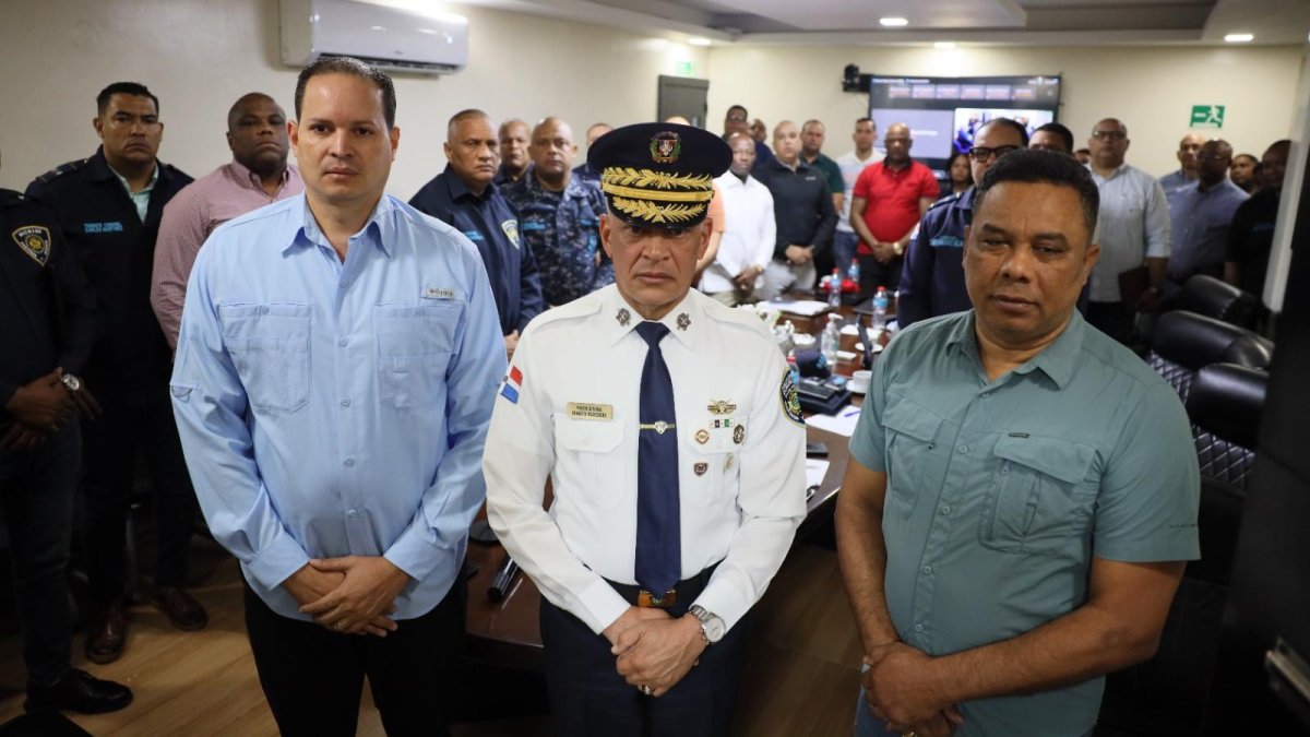 Los altos mandos de la Dicrim se reunieron con el directo de la Policía.