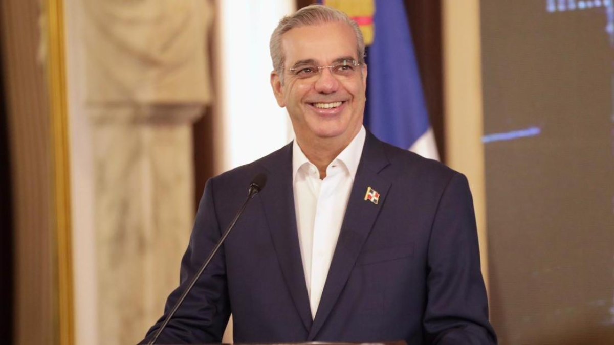 Abinader lanza agenda semanal para mostrar gestión pública en vivo