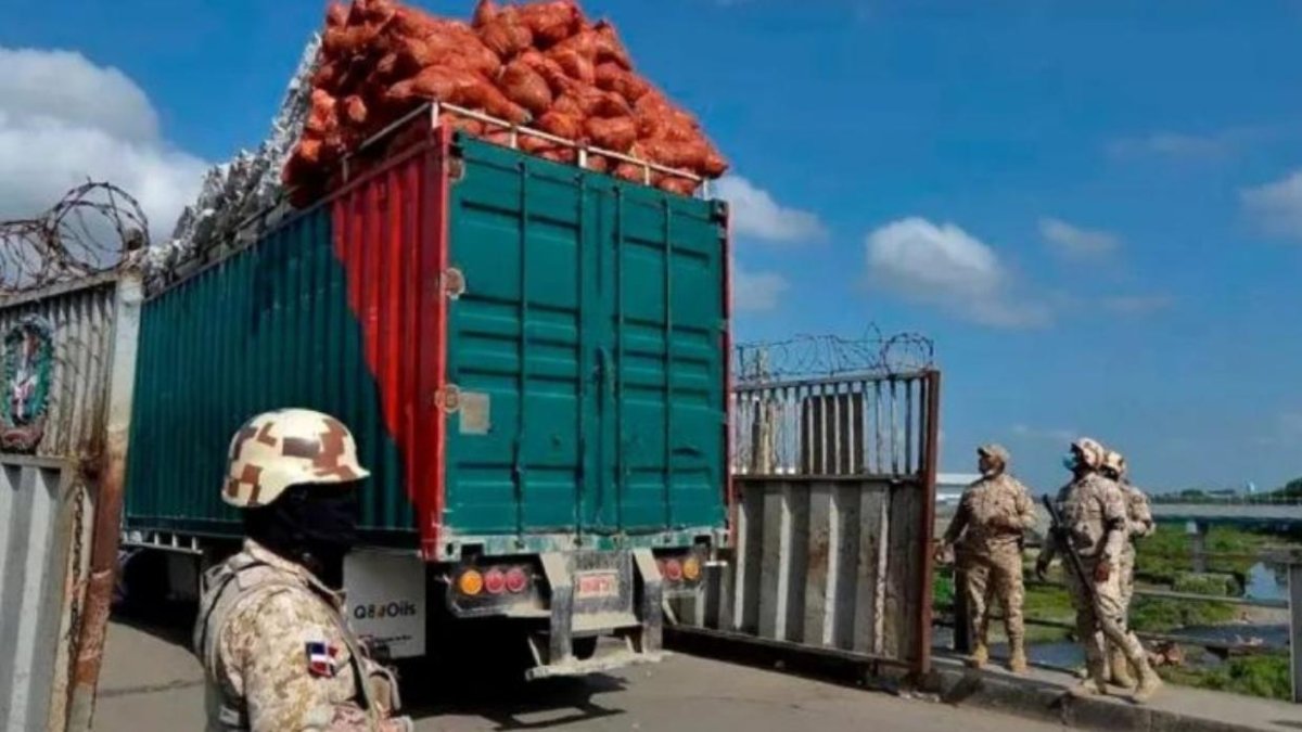Importaciones en tránsito desde República Dominicana