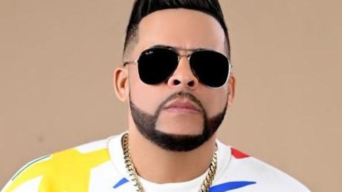 Salud de cantante Julián Oro Duro sigue estable