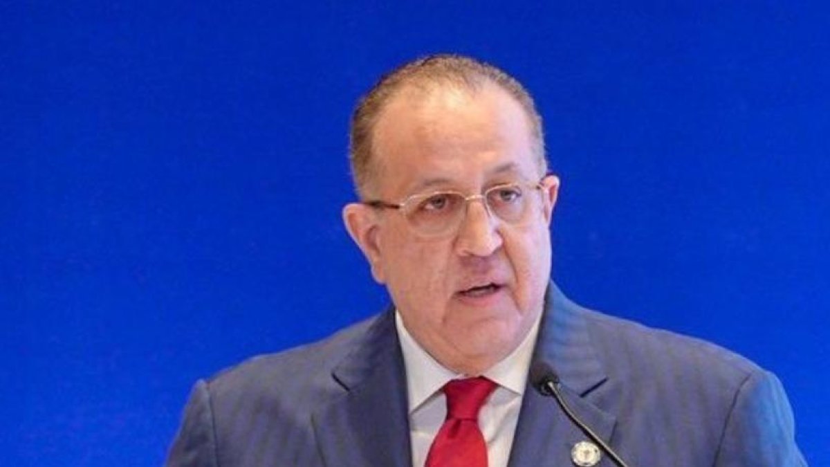 Magín Díaz: Se desborda el gasto, pero RD apuesta a la estabilidad