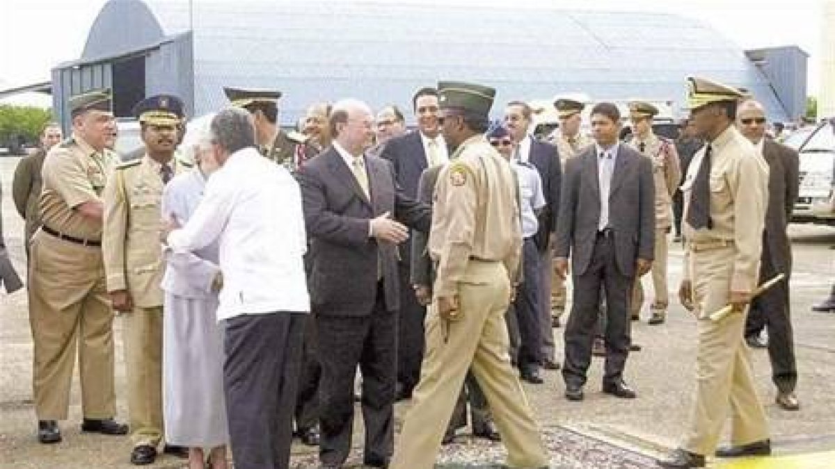 Hipólito dice quiebra bancos es de su gobierno y de Leonel