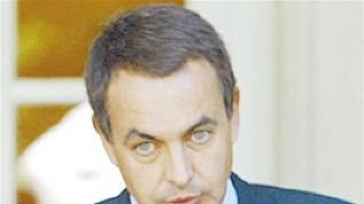 Propone debate sobre Irak