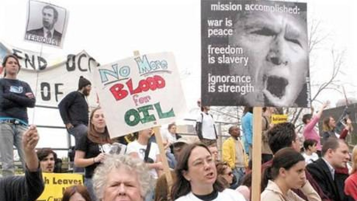 Protestan contra Bush