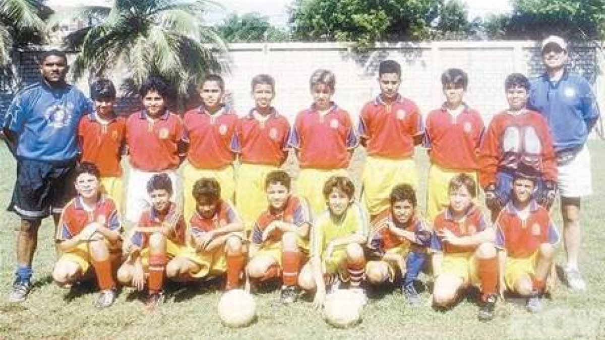 Clásicos de las Escuelas de fútbol siguen hoy