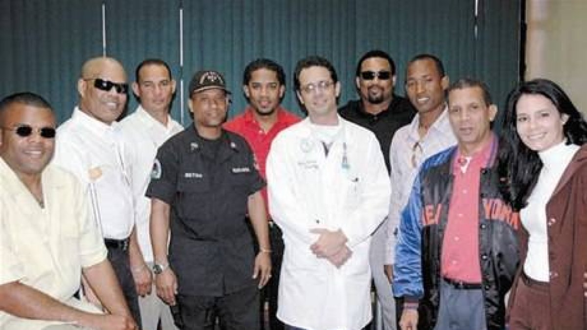 Jugadores de GL visitan niños con problemas del corazón