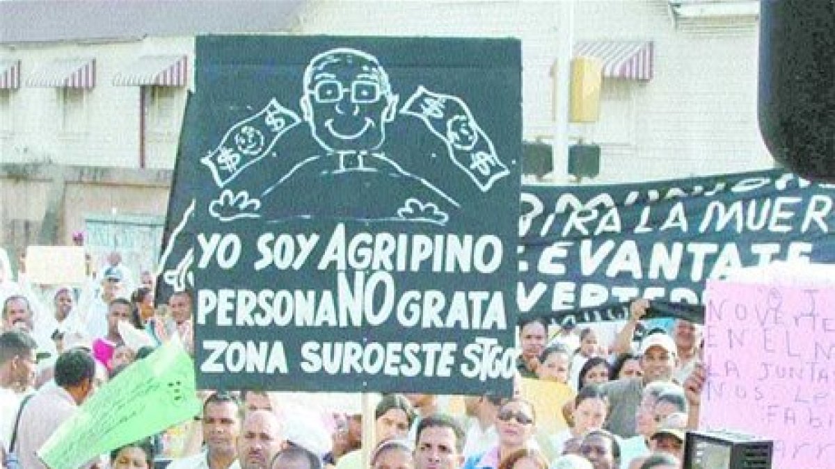Marchan en Santiago contra vertedero