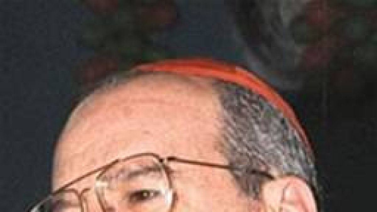 Celebran aniversarios Cardenal