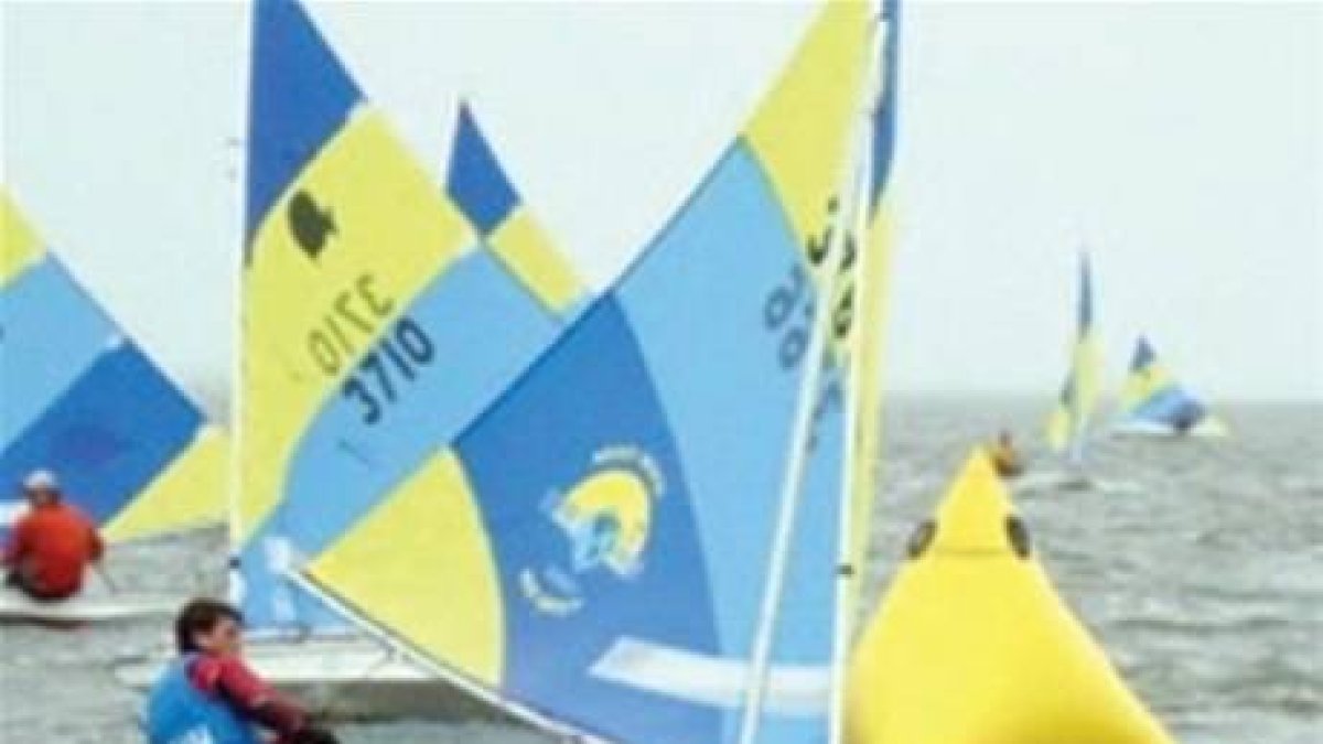 Carlos Llodrá gana primeraRegata Nacional Guillermo Santoni