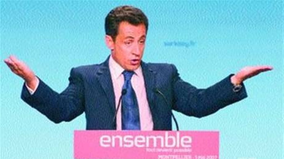 Sarkozy sigue de favorito