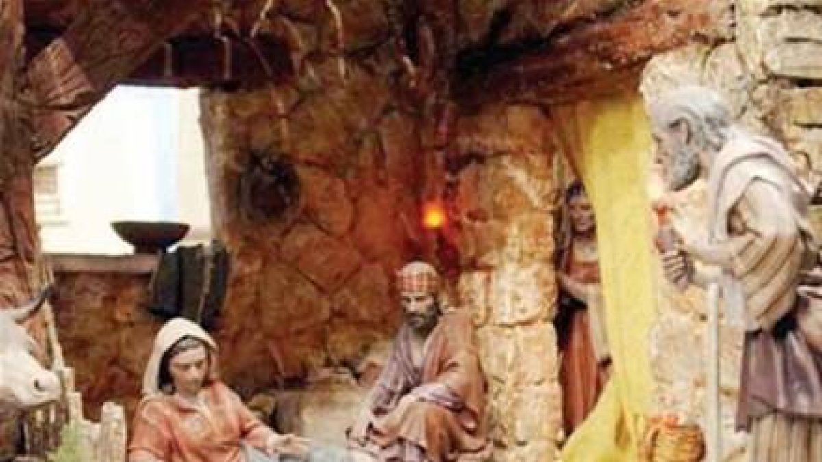 OYE MULTITUDLa Navidad  y sus  tradiciones