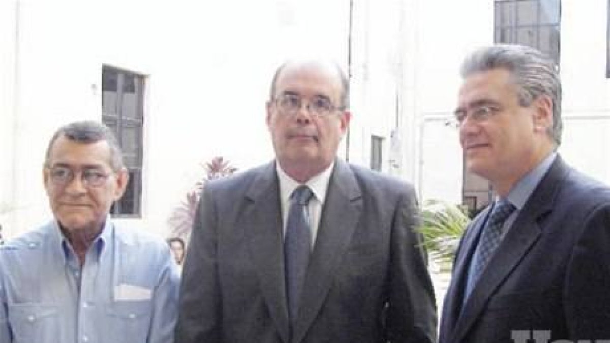 AGN presenta libros históricos