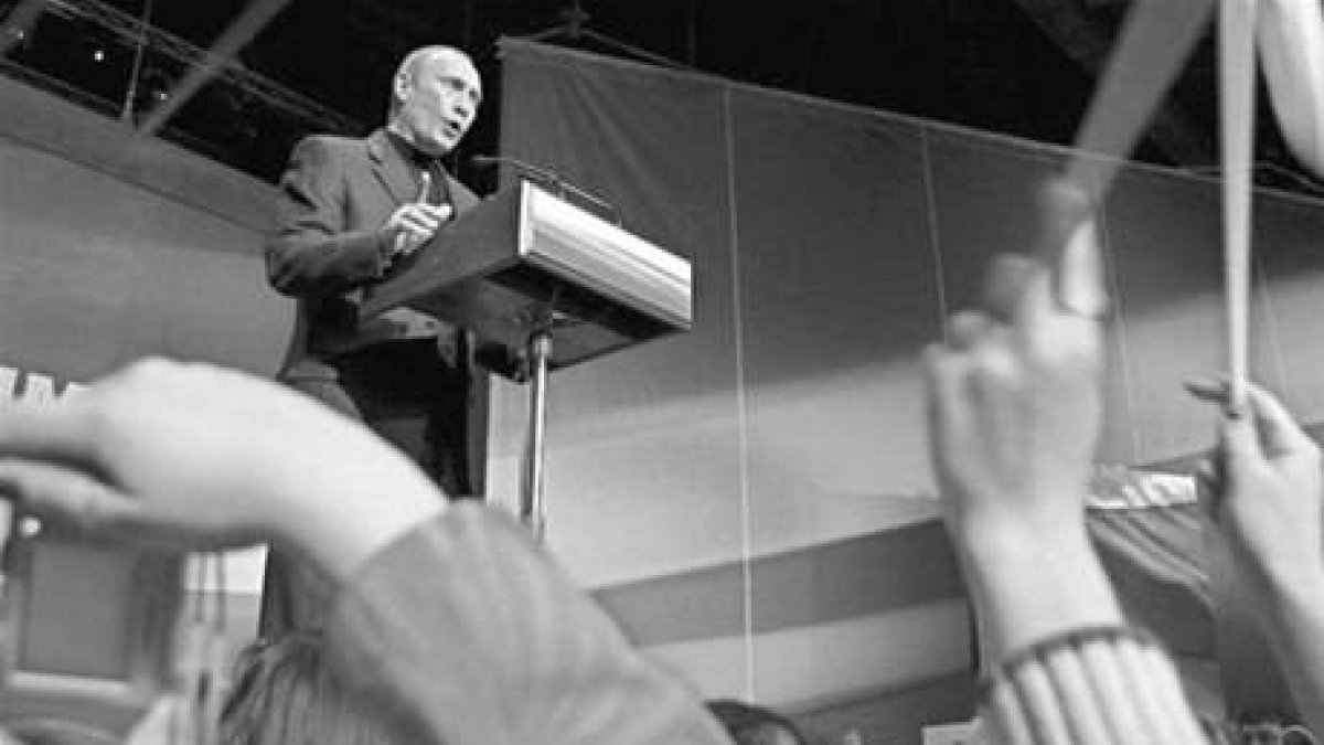 Acusa Occidente inmiscuirse Rusia