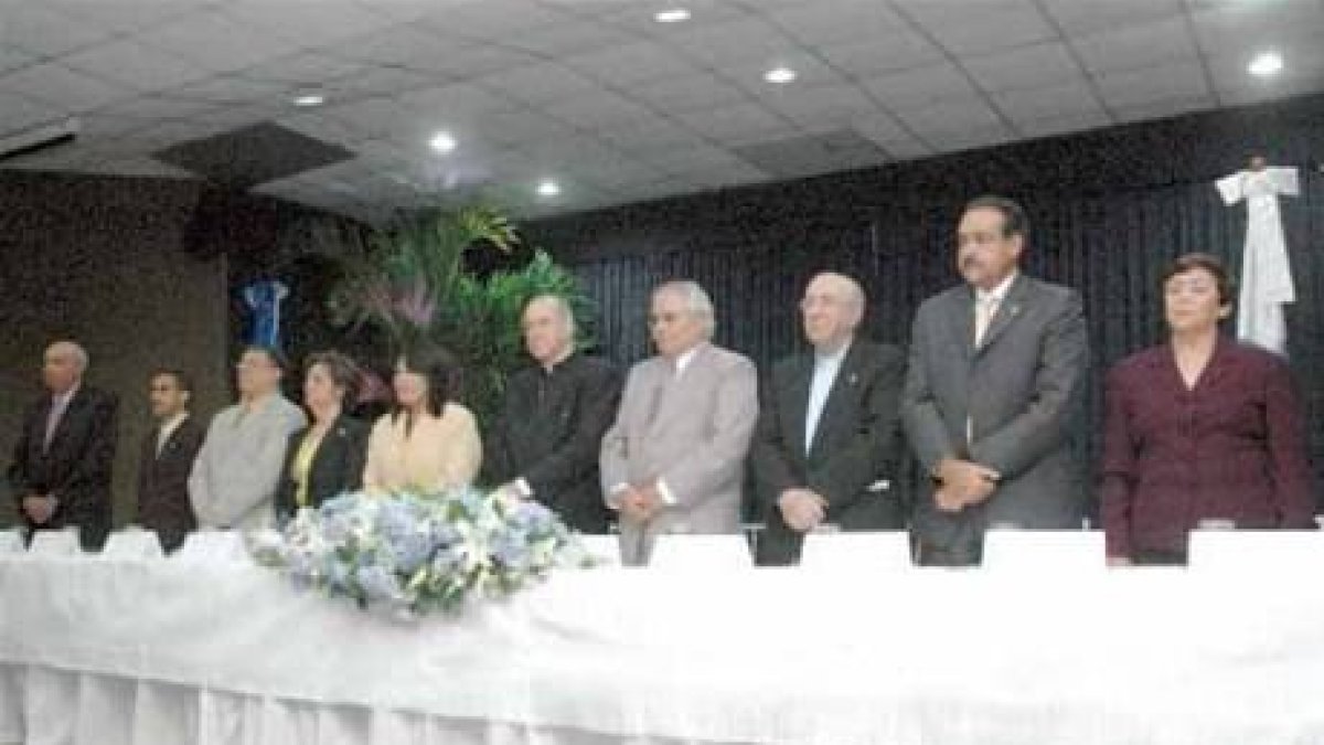 Apoya reglamento JCE