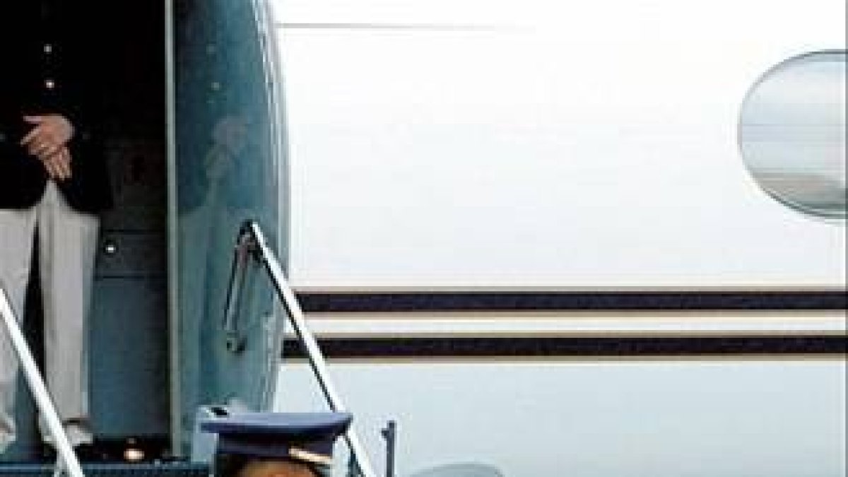 Presidente Fernández viaja hoy a El Salvador