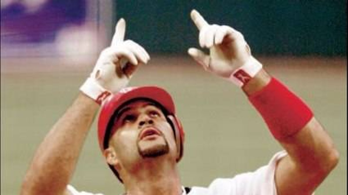 Albert Pujols vuelve con tremendo palo