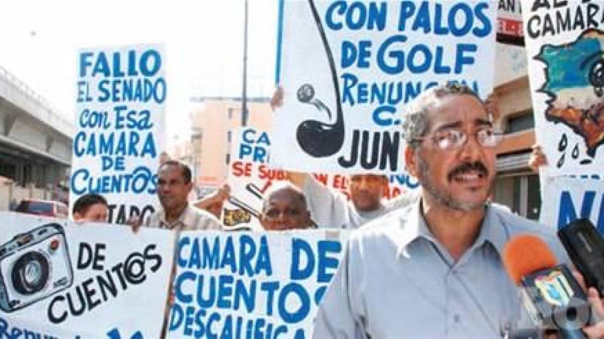 Piden renuncia jueces de la CC