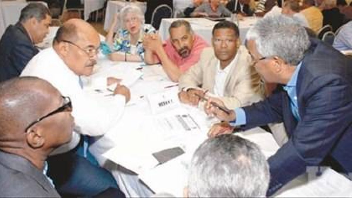 PRD trata de definir futuro y analiza causa de derrota