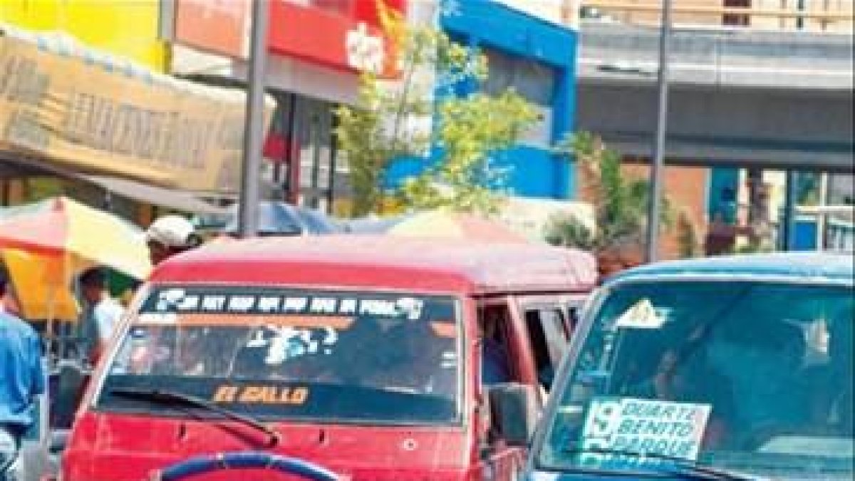Piden dejar impuestos a carburantes y ahorrar