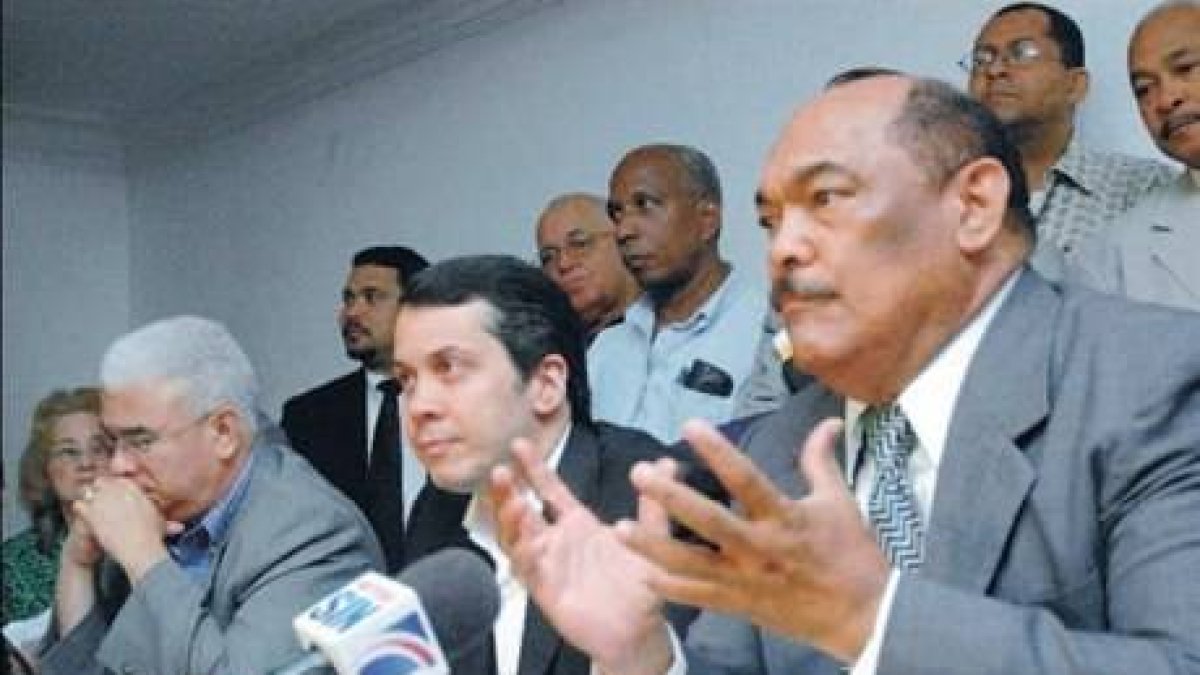 Jorge Mera cita lucha de intereses en el PRD impide  reuniones y tareas