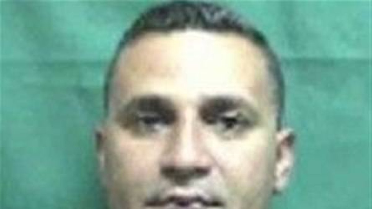 Agentes policiales recuperan 32 casquillos de la escena crimen del ex coronel