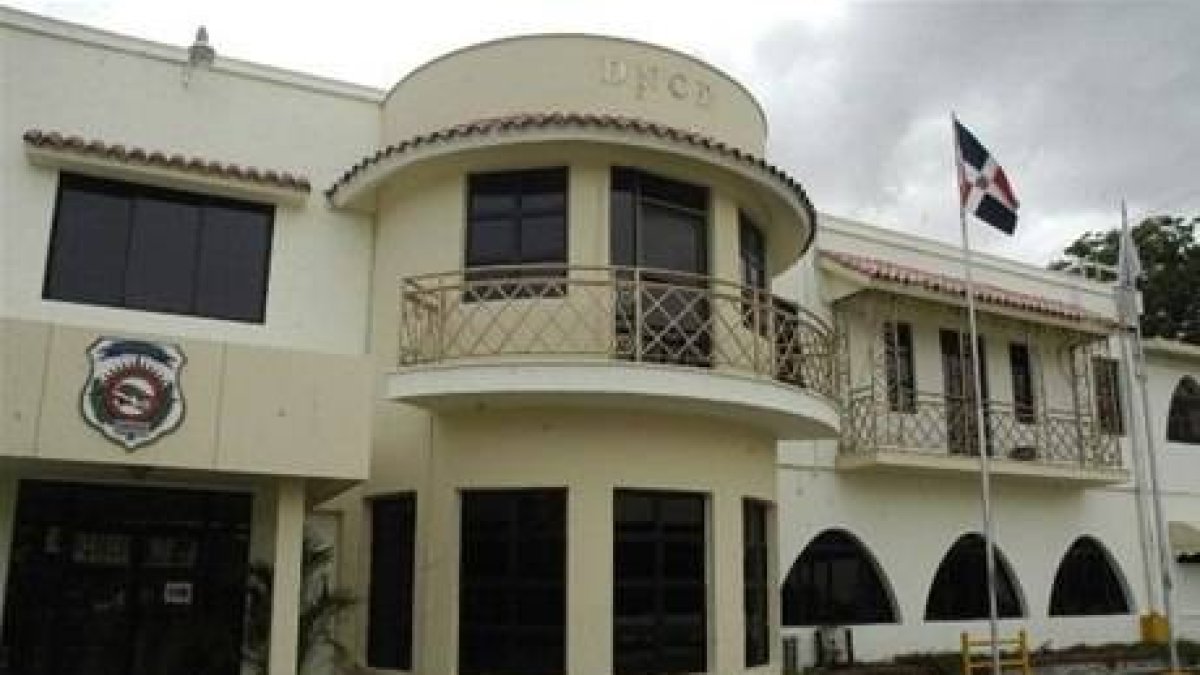 Apresan 10 operaban varios «puntos» de venta drogas en Baní