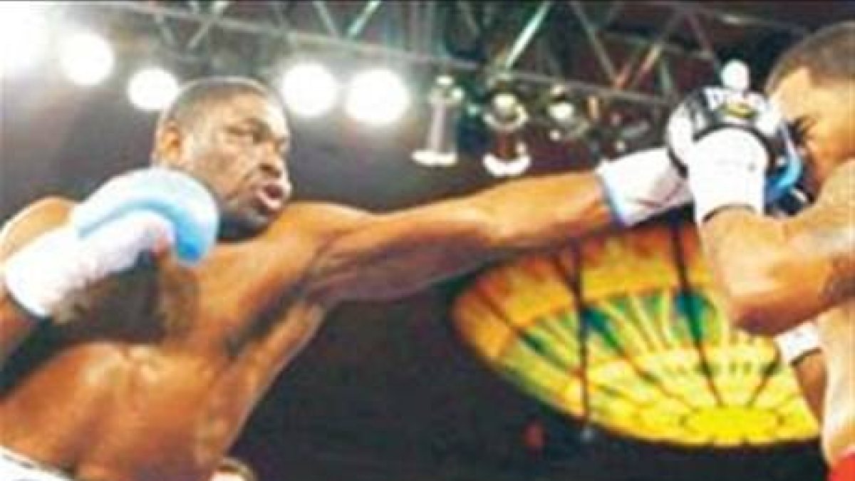 Púgil dominicano pierde por nocaut