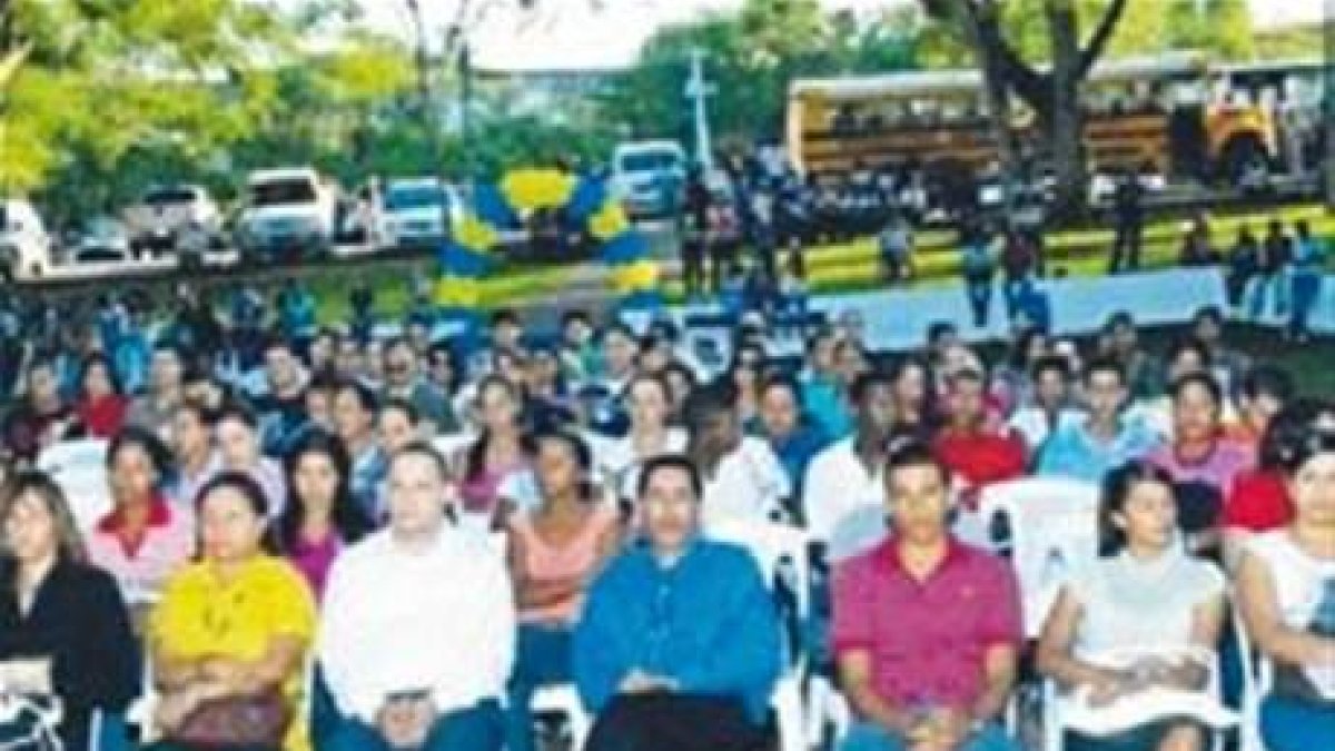 Celebran acto de bienvenida a estudiantes