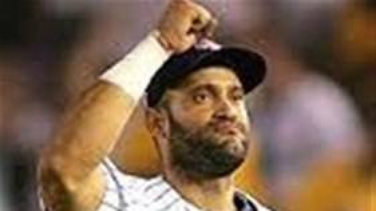 Mendy López rompe récord de jonrones en Dominicana