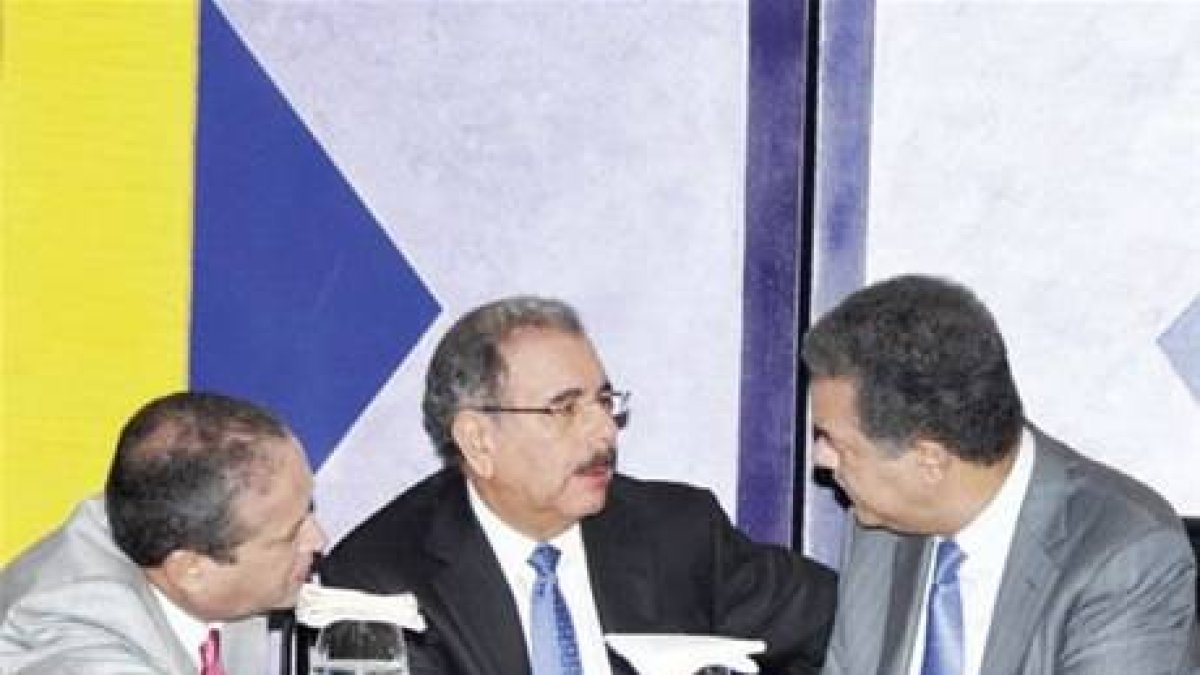 Comité político PLD decide apoyar al Gobierno y reforma