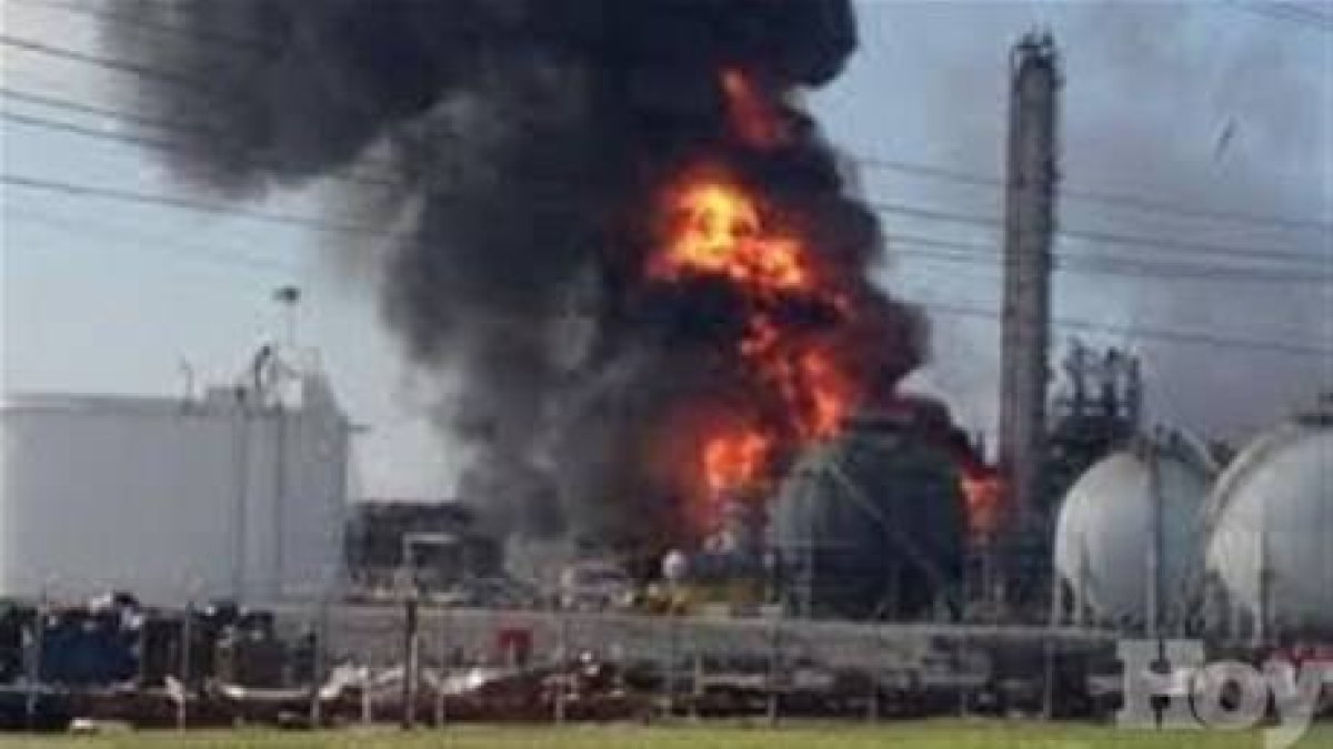 EE.UU.: explosión en planta de químicos en Luisiana