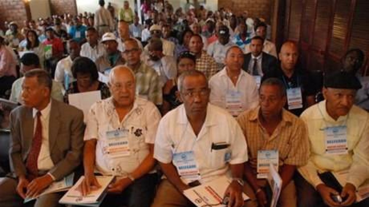 Trabajadores advierten empleadores buscan retroceso del Código Laboral con eliminación de cesantías y prestaciones