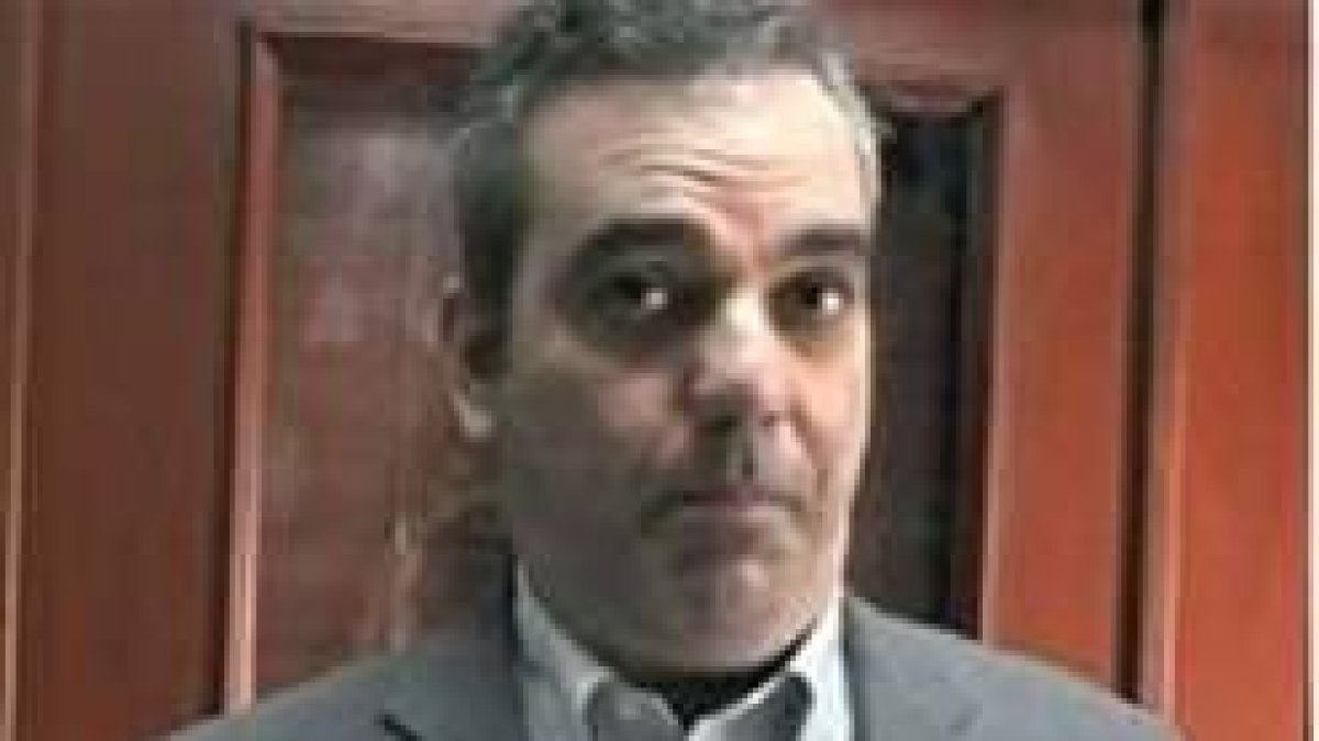 Luis Abinader será observador en elecciones de Ecuador