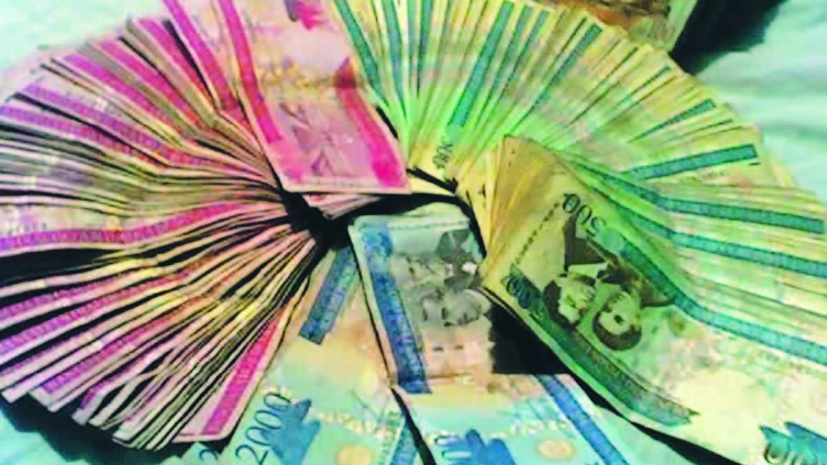 El informe  destaca que la recaudación del impuesto a la renta está fuertemente concentrada en los estratos de ingresos más altos