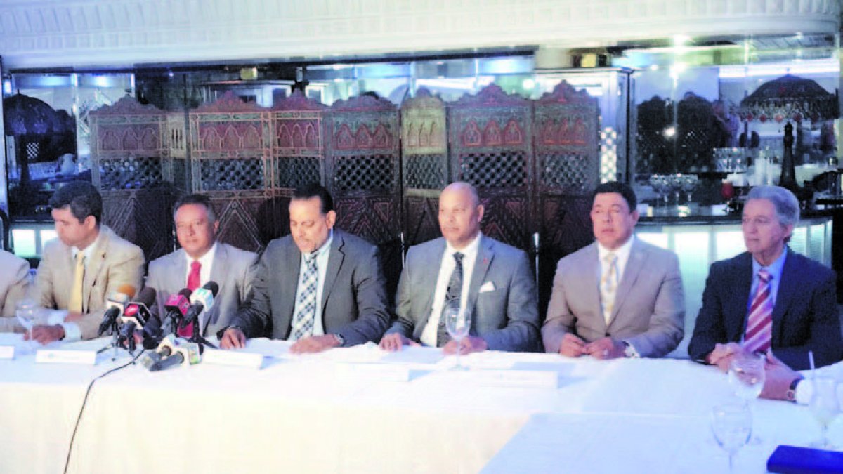 Representantes de las distintas organizaciones del sector de la construcción