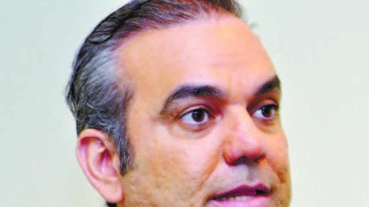 11_12_2015 HOY_VIERNES_111215_ El País8 A