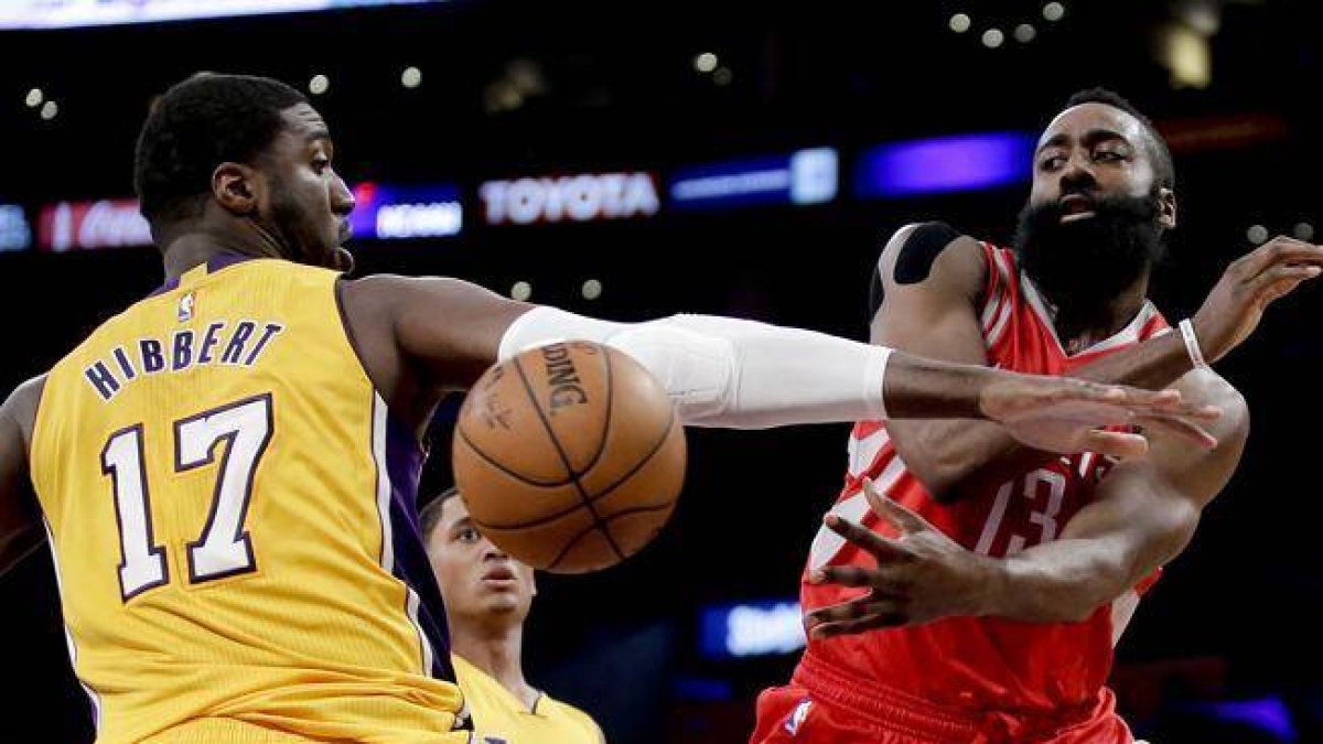 harden-y-howard-lideran-a-los-rockets-ante-los-lakers