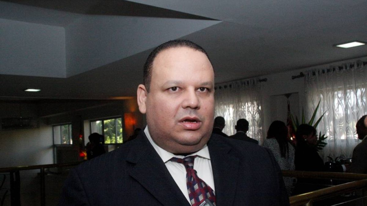 Foro internacional de participación ciudadana en la ,mejora continua de la calidad  de los  servicios  públicos ? en foto Dr. Trajano Vidal Potentini A. : Presidente  fundación justicia y trasparencia F-J-T. HOy / Duany  Nuñez / 26-11-2014