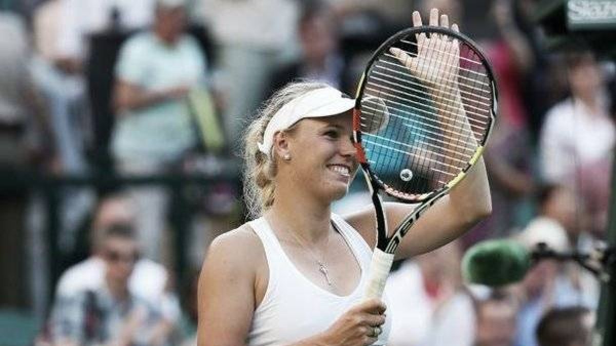 bella-wozniacki-se-deshace-de–jpg_600x0