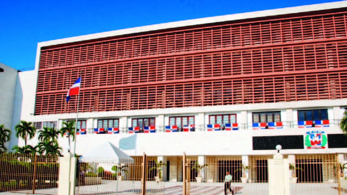 28_07_2015 HOY_MARTES_280715_ El País8 E