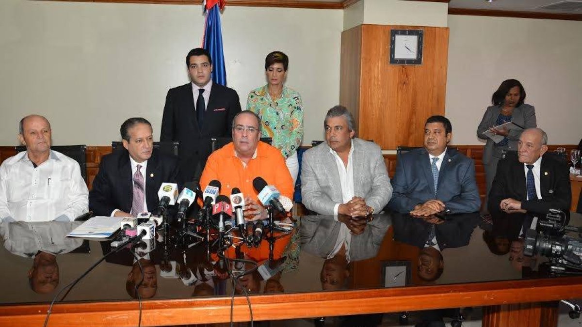 Reinaldo en rueda de prensa