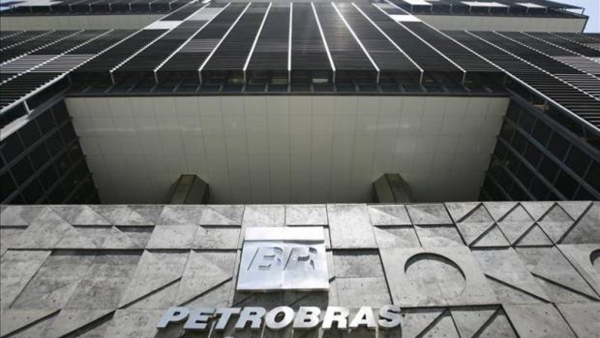 135721_petrobras_principal