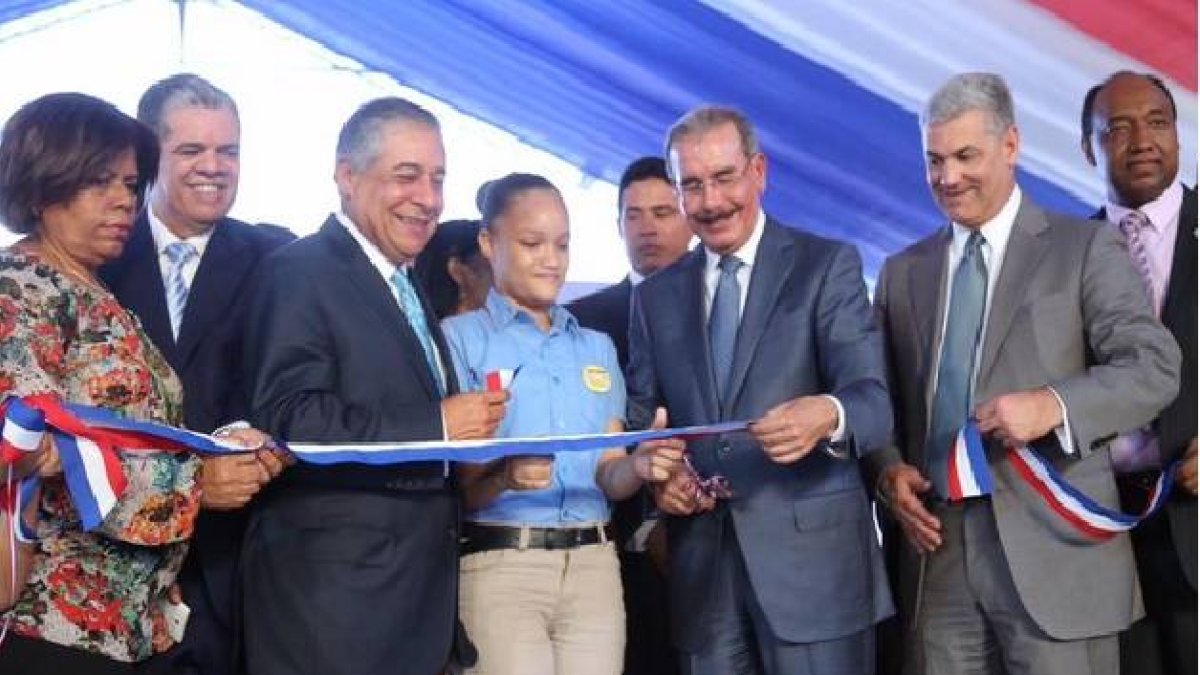 Danilo inaugura Villa Consuelo
