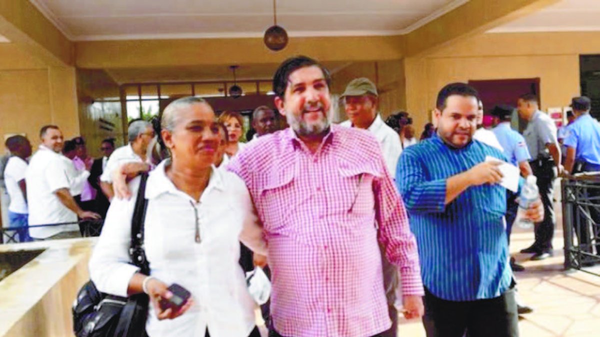 09_10_2015 HOY_VIERNES_091015_ El País14 B