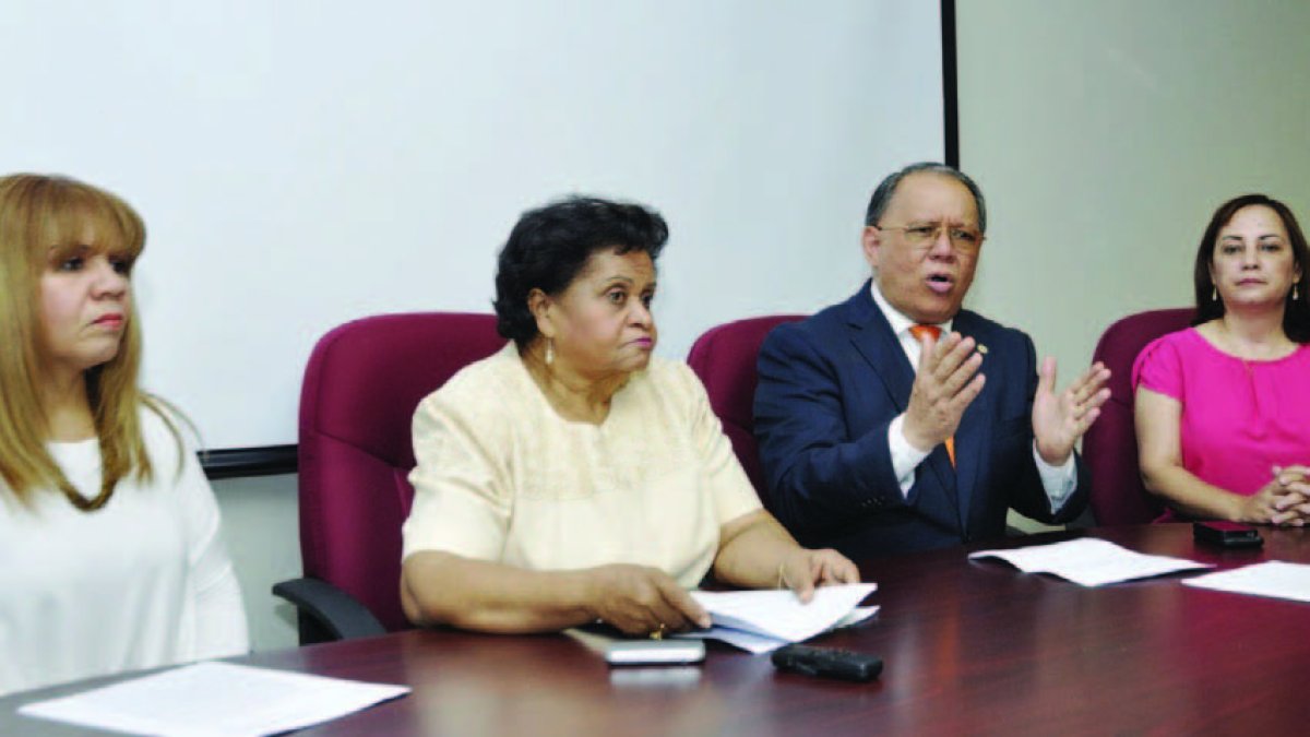 09_09_2015 HOY_MIERCOLES_090915_ El País5 A