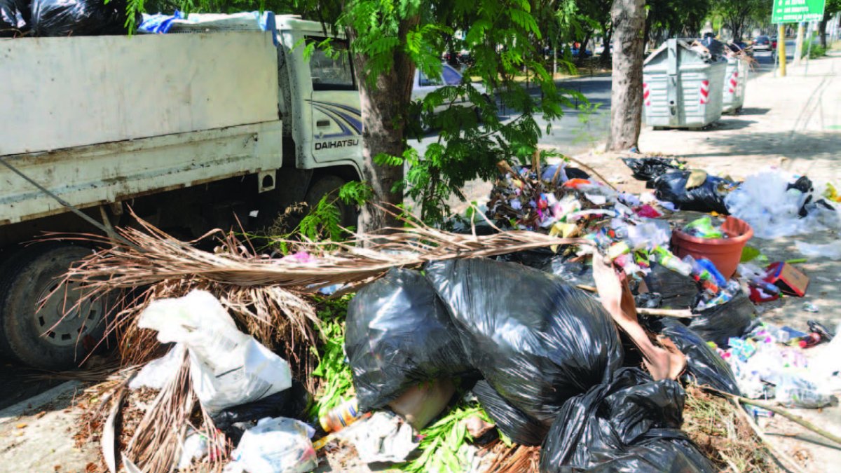 Sectores Santo Domingo Este lucen abandonados y llenos de basura